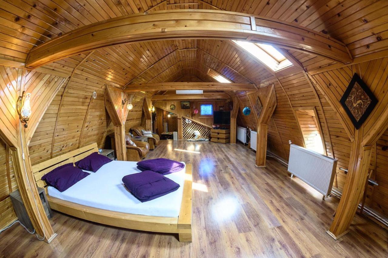 Wooden Attic Daire Braşov Dış mekan fotoğraf